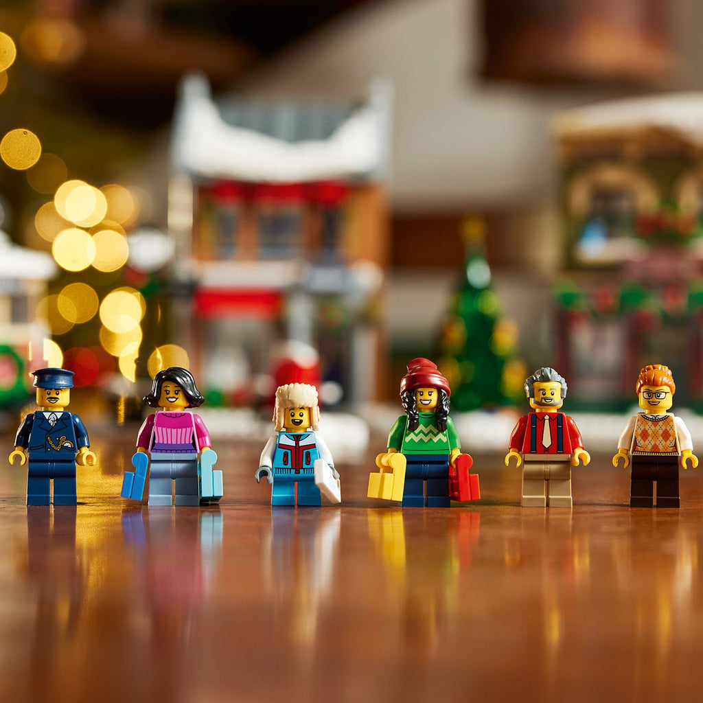 LEGO? Icons Holiday Main Street