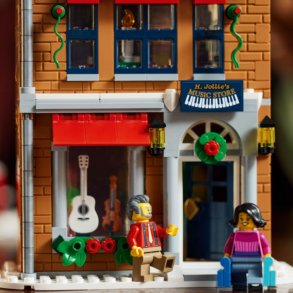 LEGO? Icons Holiday Main Street