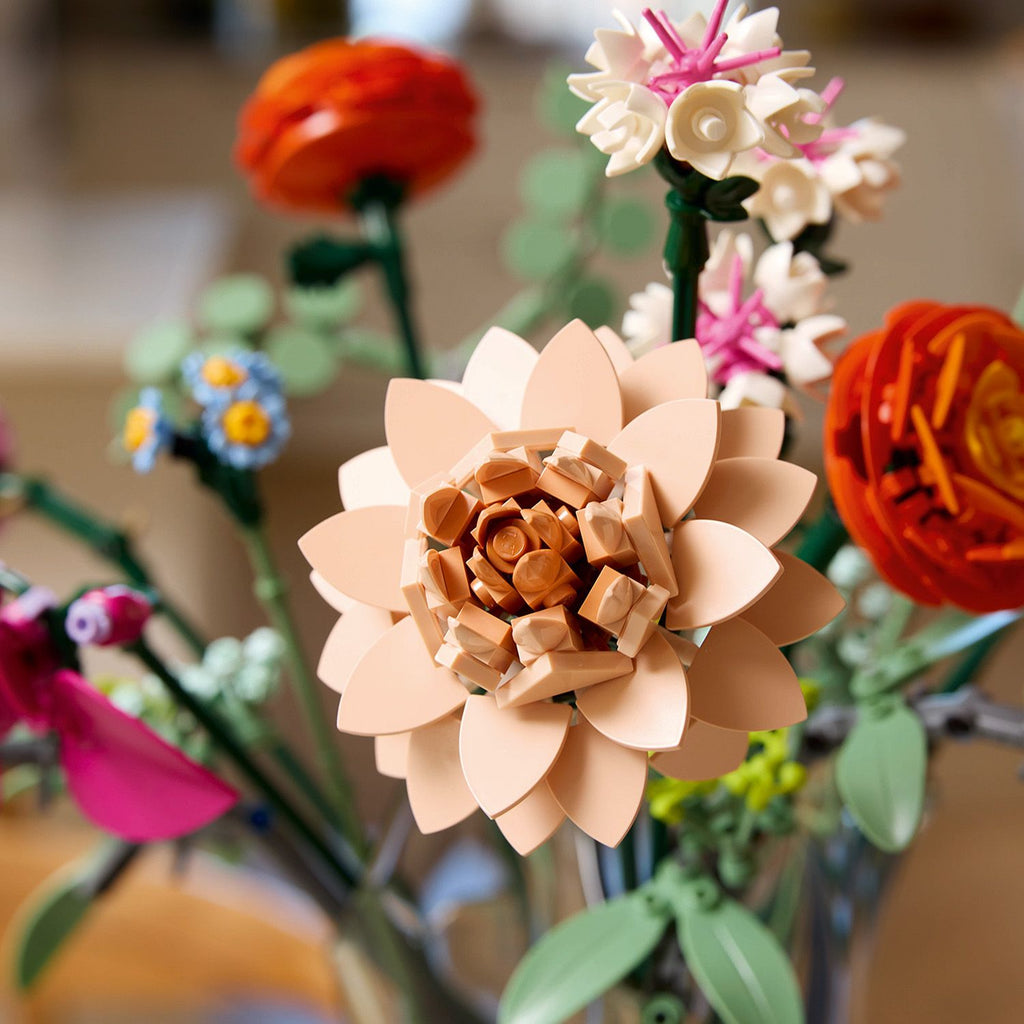 LEGO? Botanicals Pretty Pink Flower Bouquet