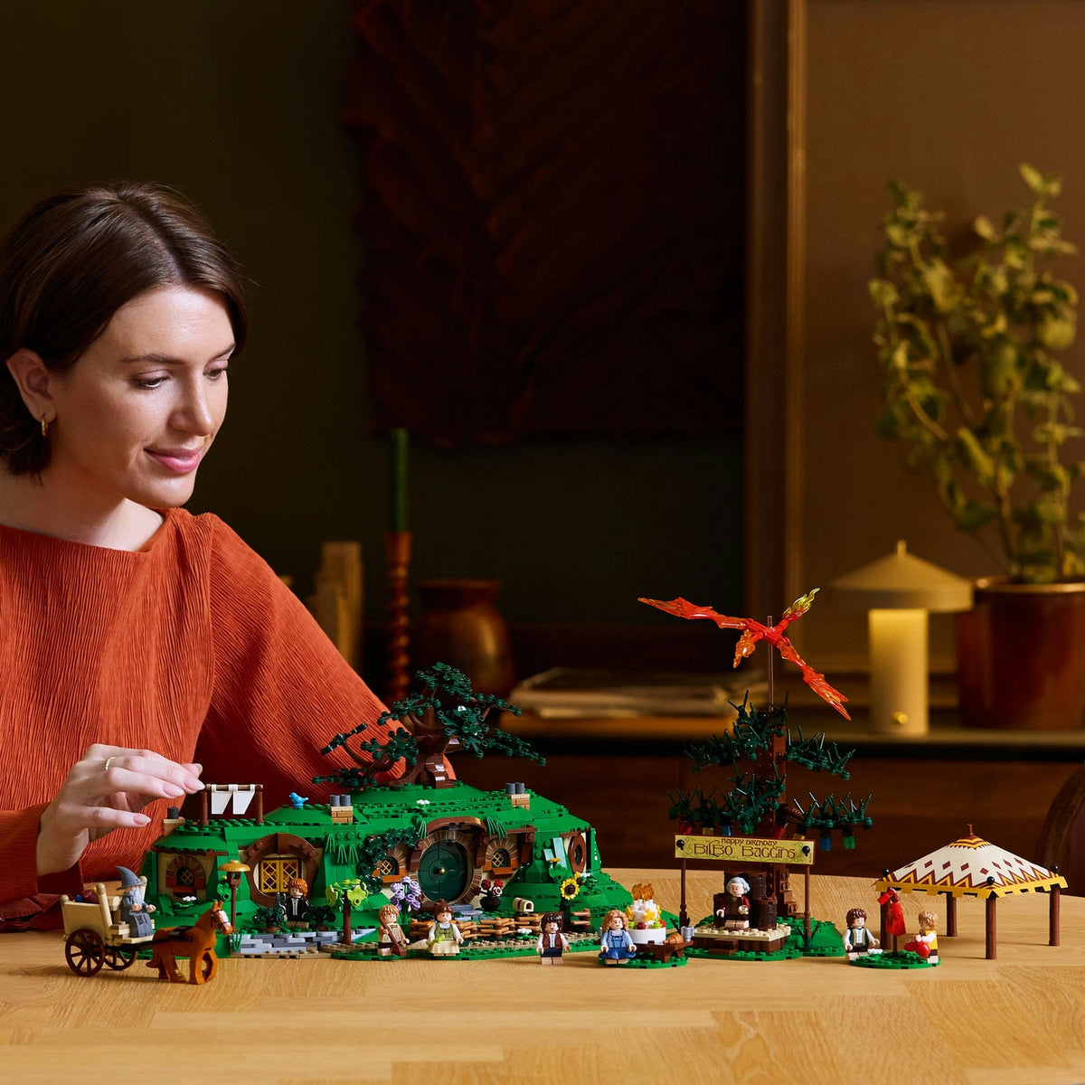 LEGO? Icons The Lord of the Rings: The Shire?