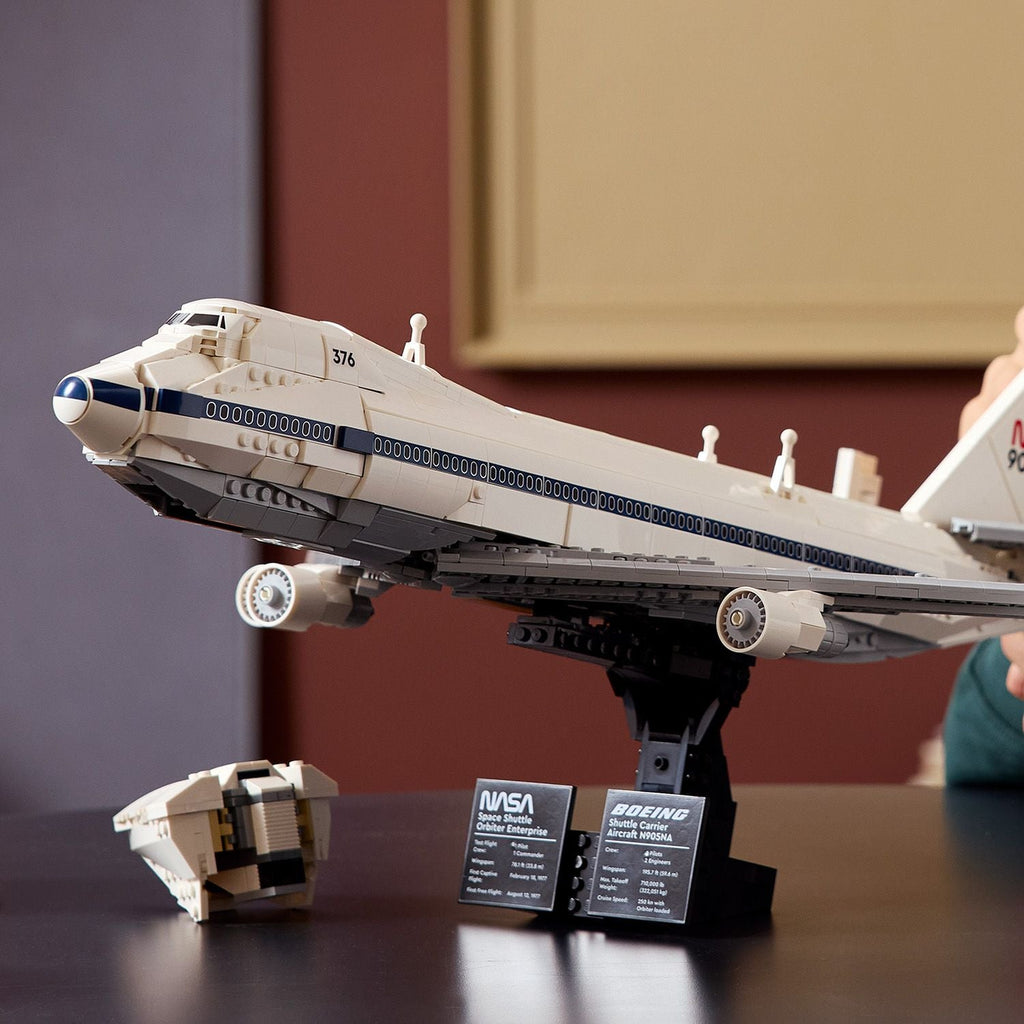LEGO? Icons Shuttle Carrier Aircraft