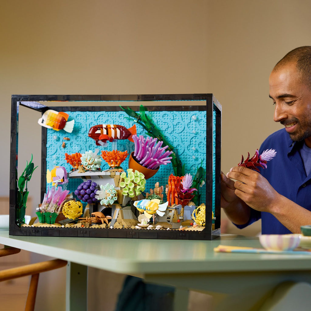 LEGO? Icons Tropical Aquarium