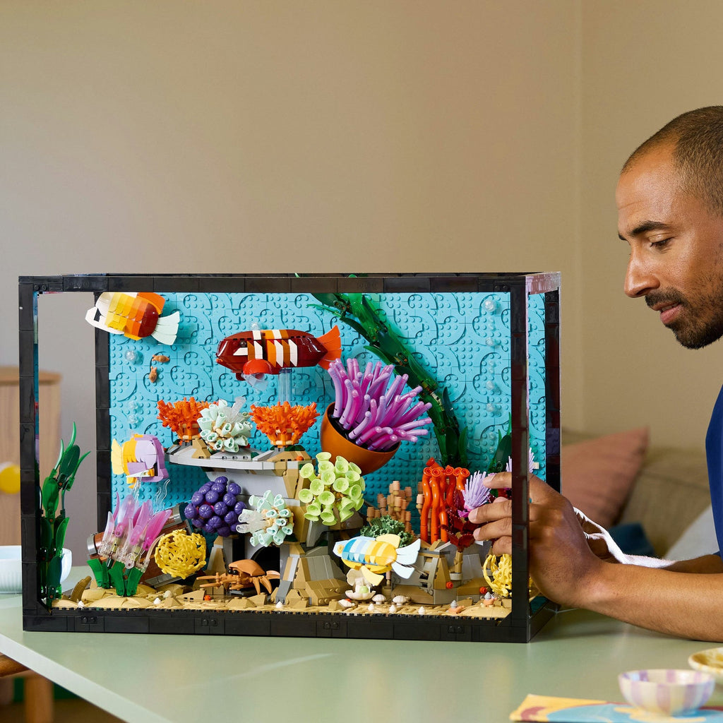 LEGO? Icons Tropical Aquarium