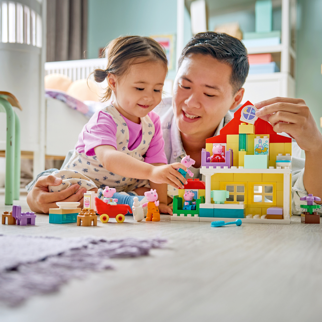 LEGO? DUPLO? Peppa Pig Family House