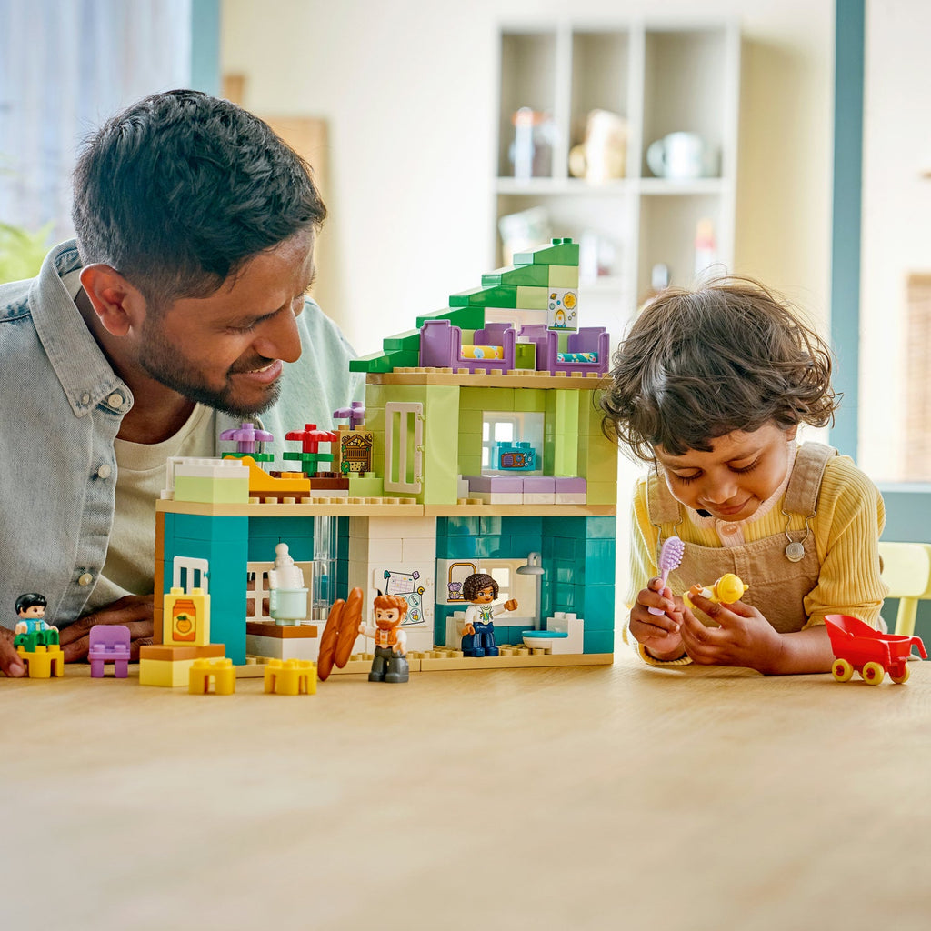 LEGO? DUPLO? Town 3-in-1 Modern Family House with Figures