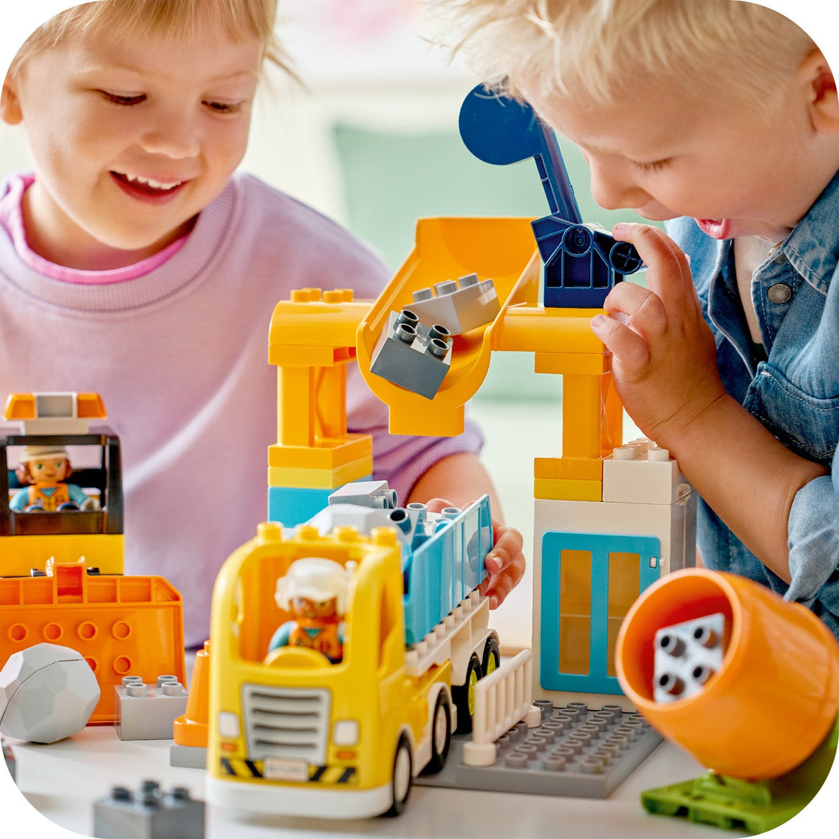 LEGO? DUPLO? Town 3-in-1 Construction Site and Vehicles