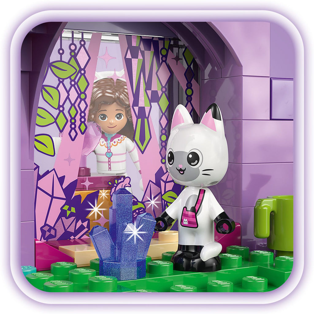 LEGO? Gabby's Dollhouse Sweet Treat Mountain & Kitty Garden