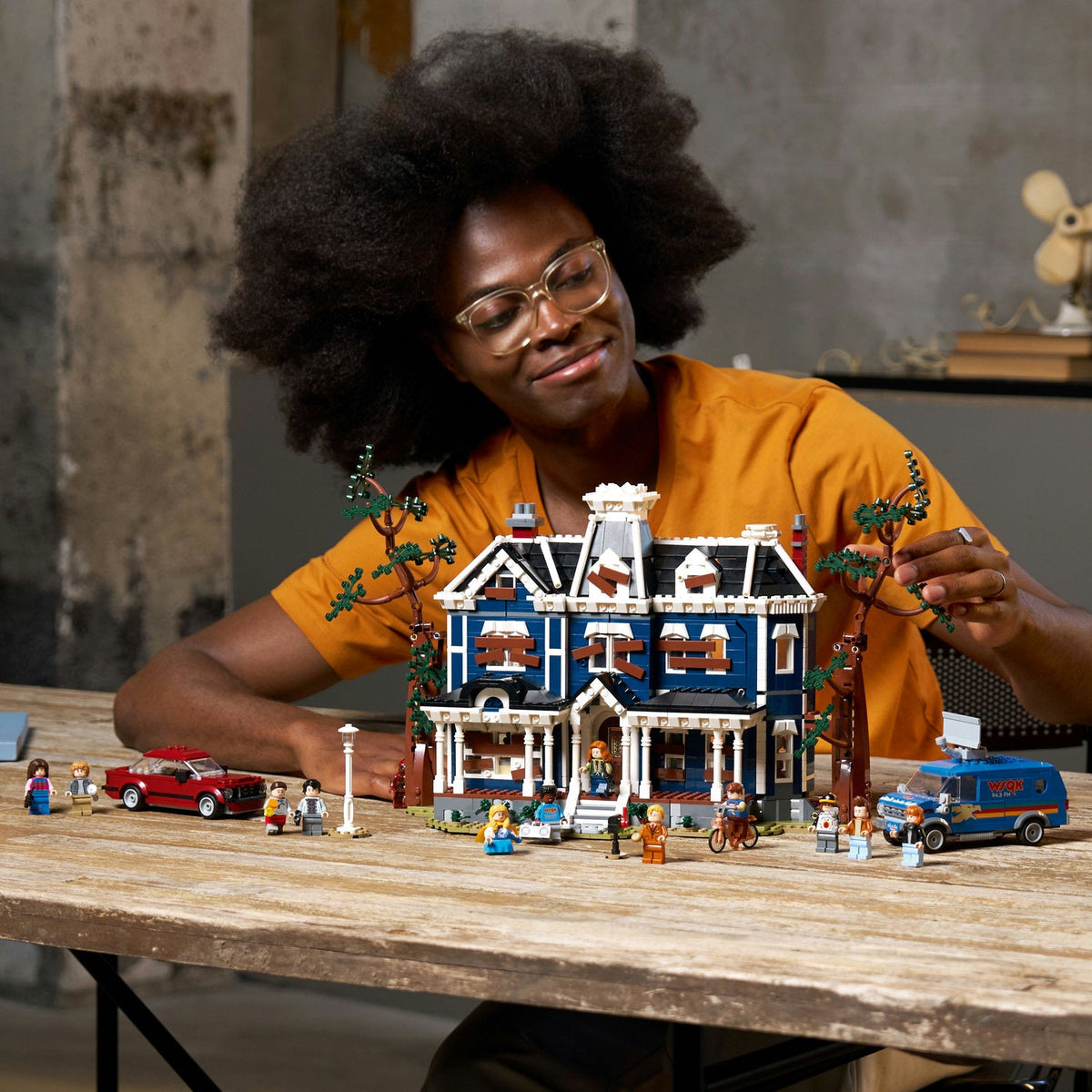 LEGO? Icons Stranger Things: The Creel House