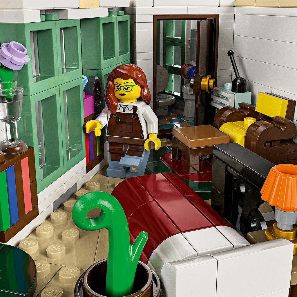 LEGO? Icons Shopping Street