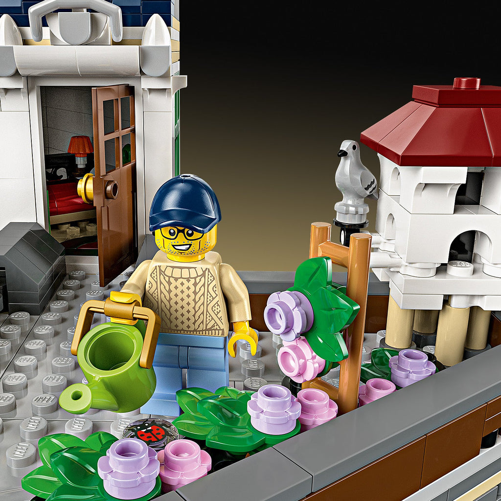 LEGO? Icons Shopping Street