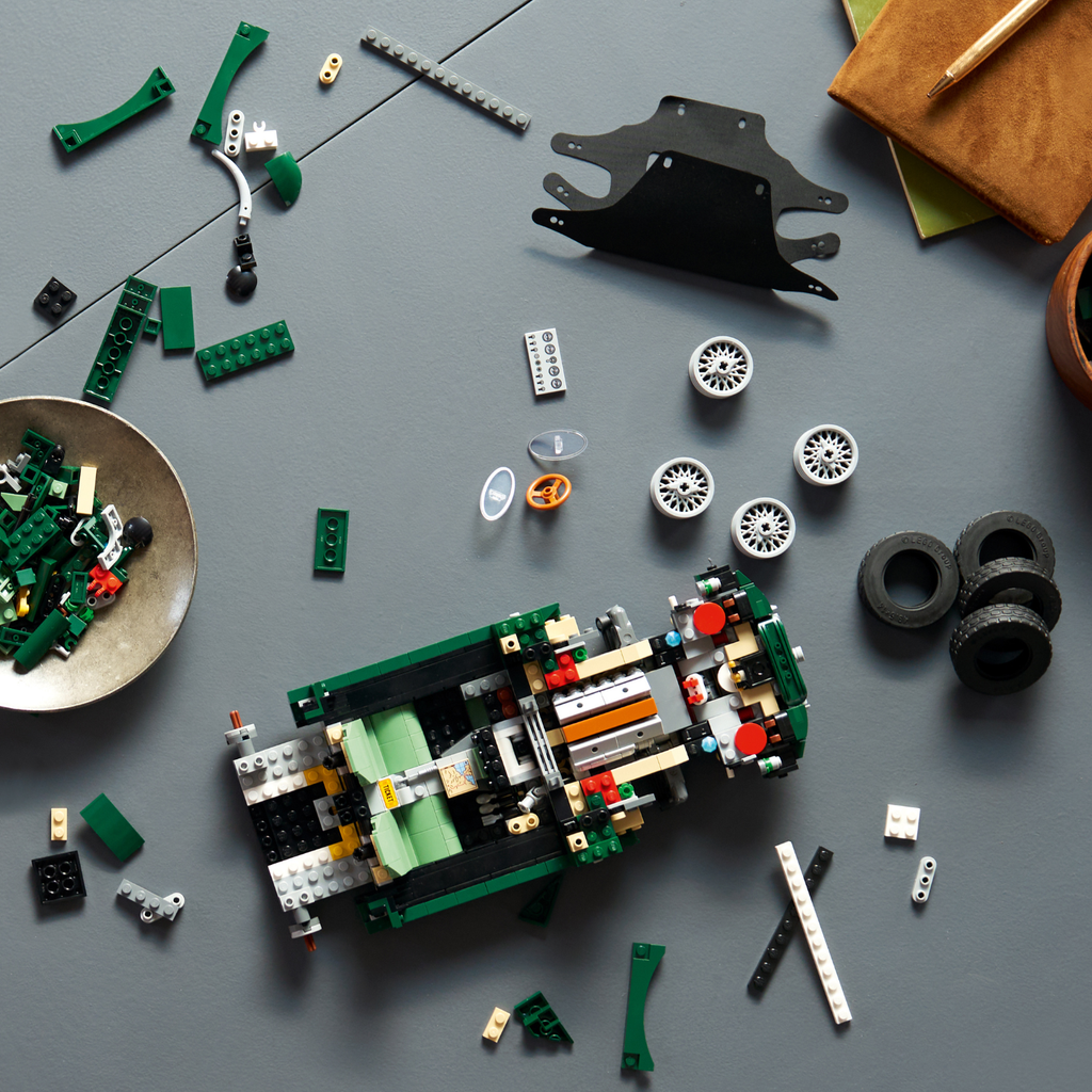 LEGO? Icons Jaguar E-Type
