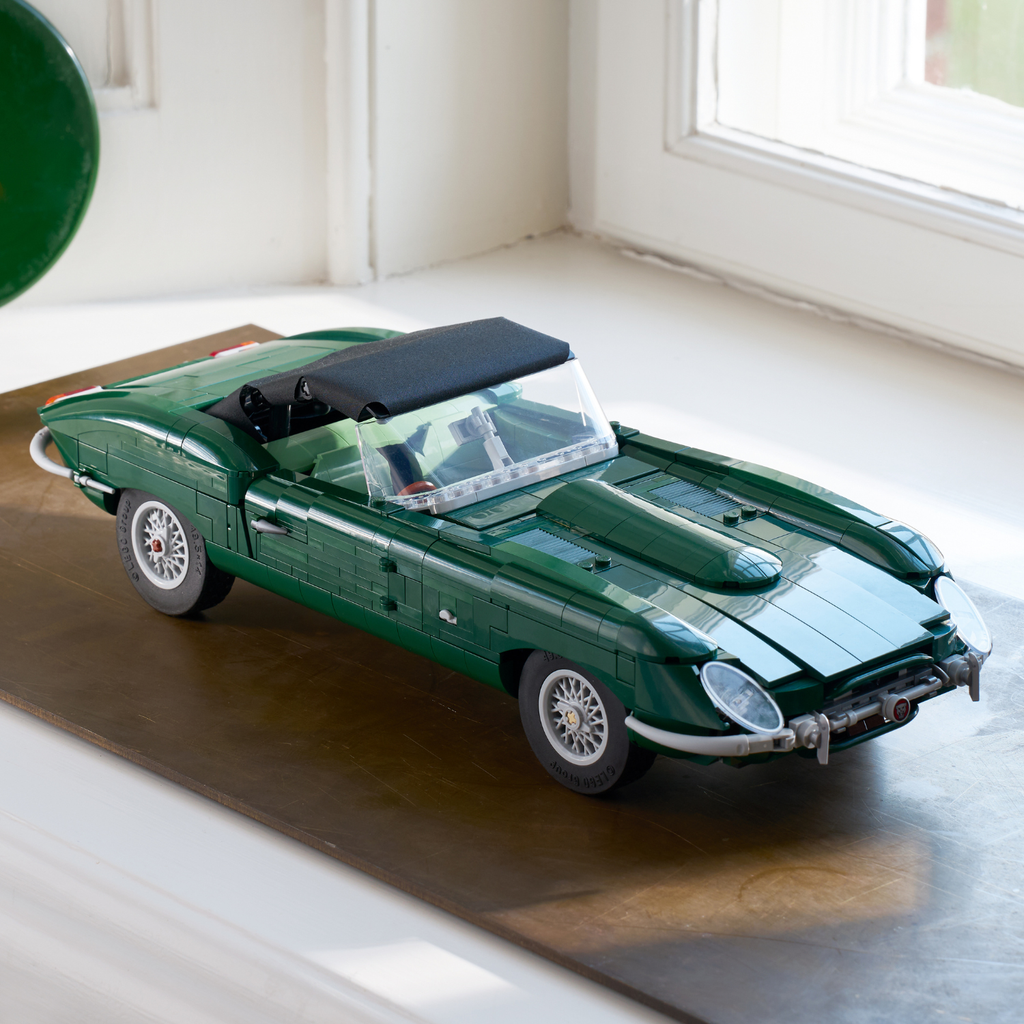 LEGO? Icons Jaguar E-Type
