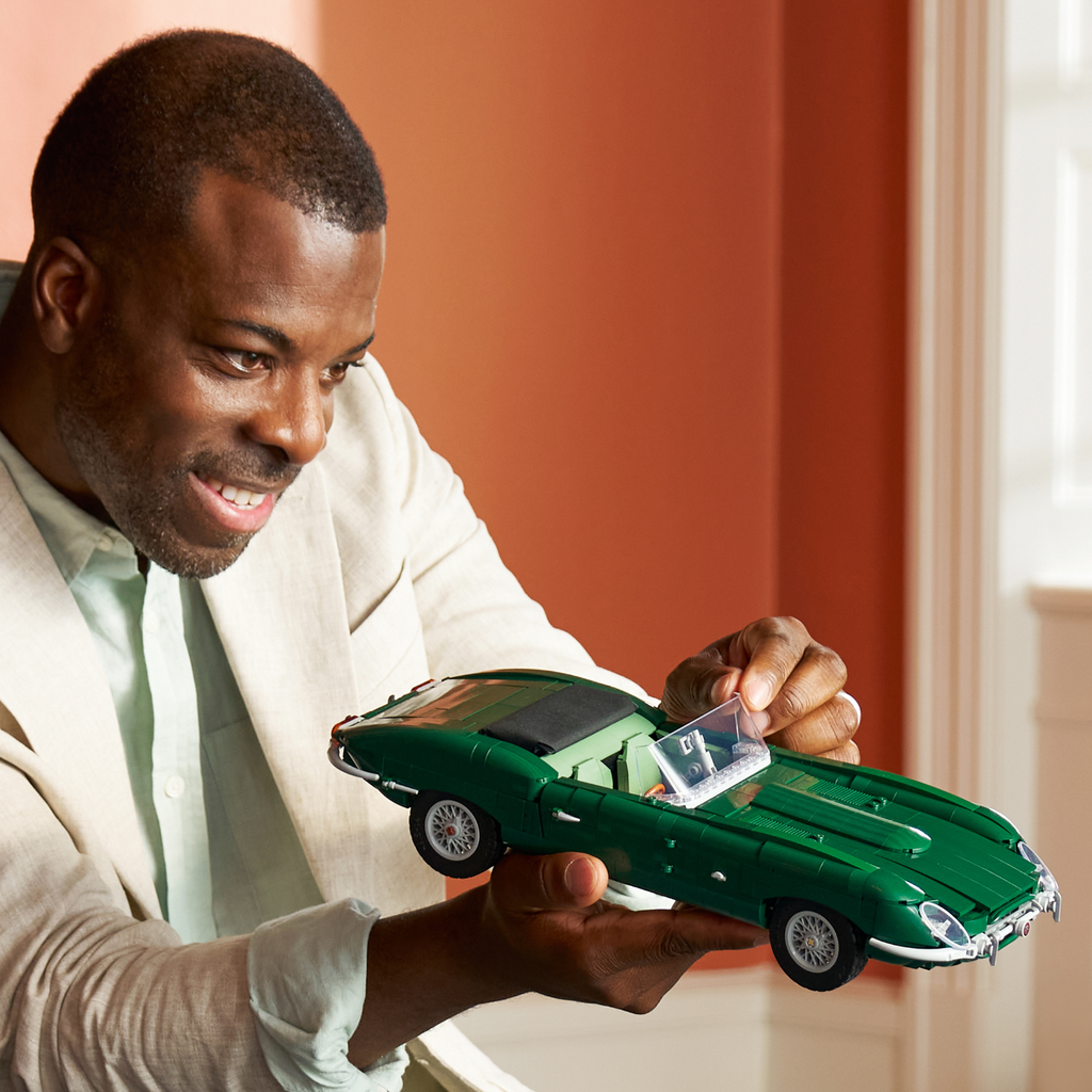 LEGO? Icons Jaguar E-Type