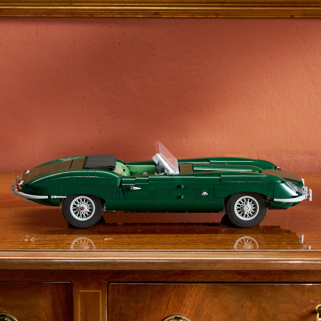 LEGO? Icons Jaguar E-Type