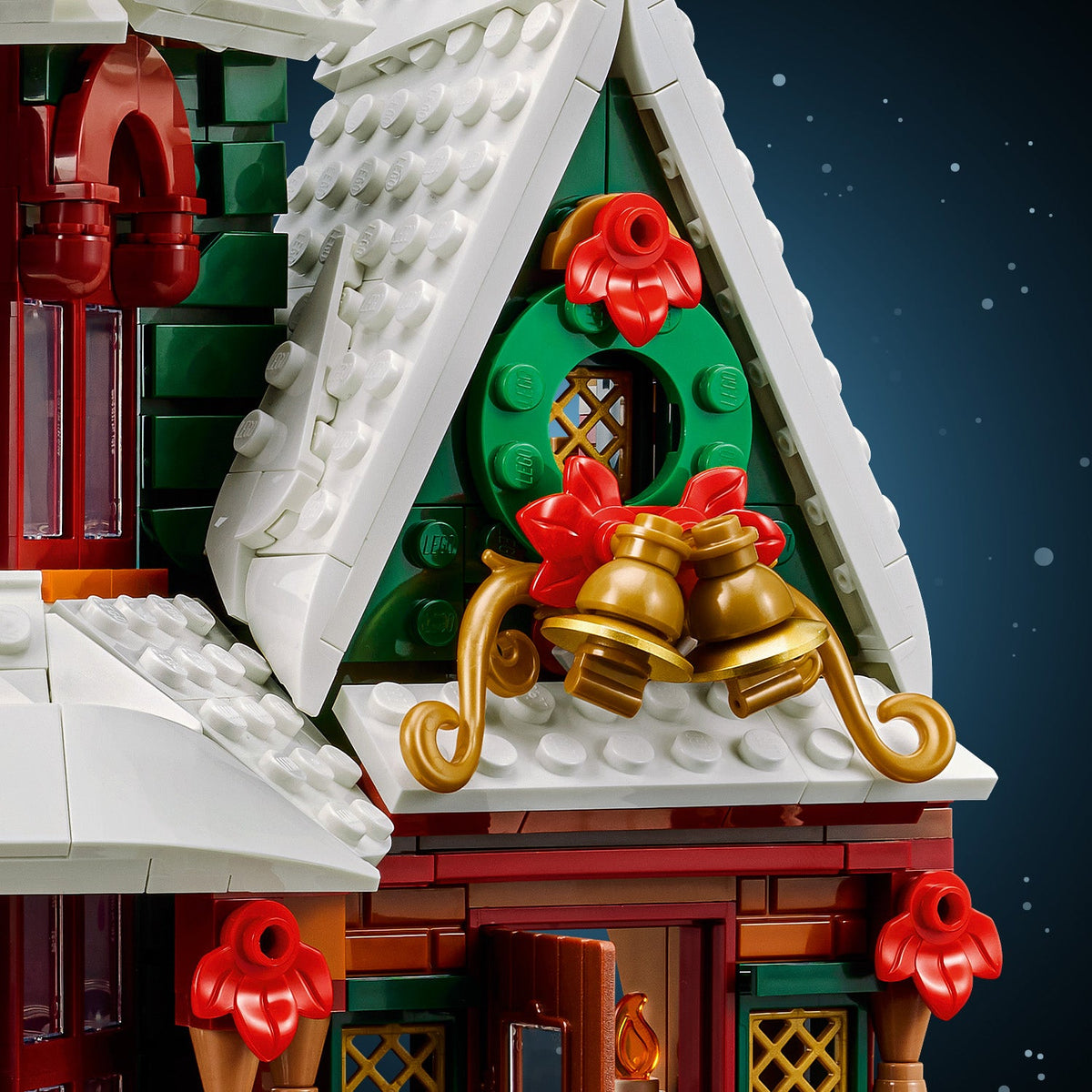 LEGO? Icons Holiday House