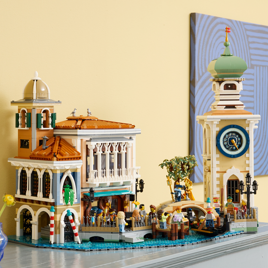 LEGO? Icons Venetian Neighbourhood