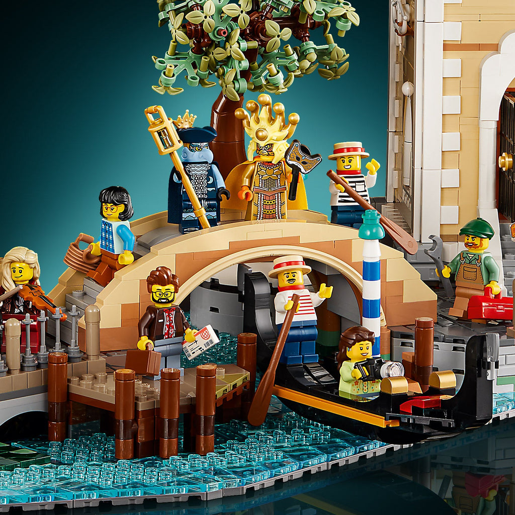 LEGO? Icons Venetian Neighbourhood