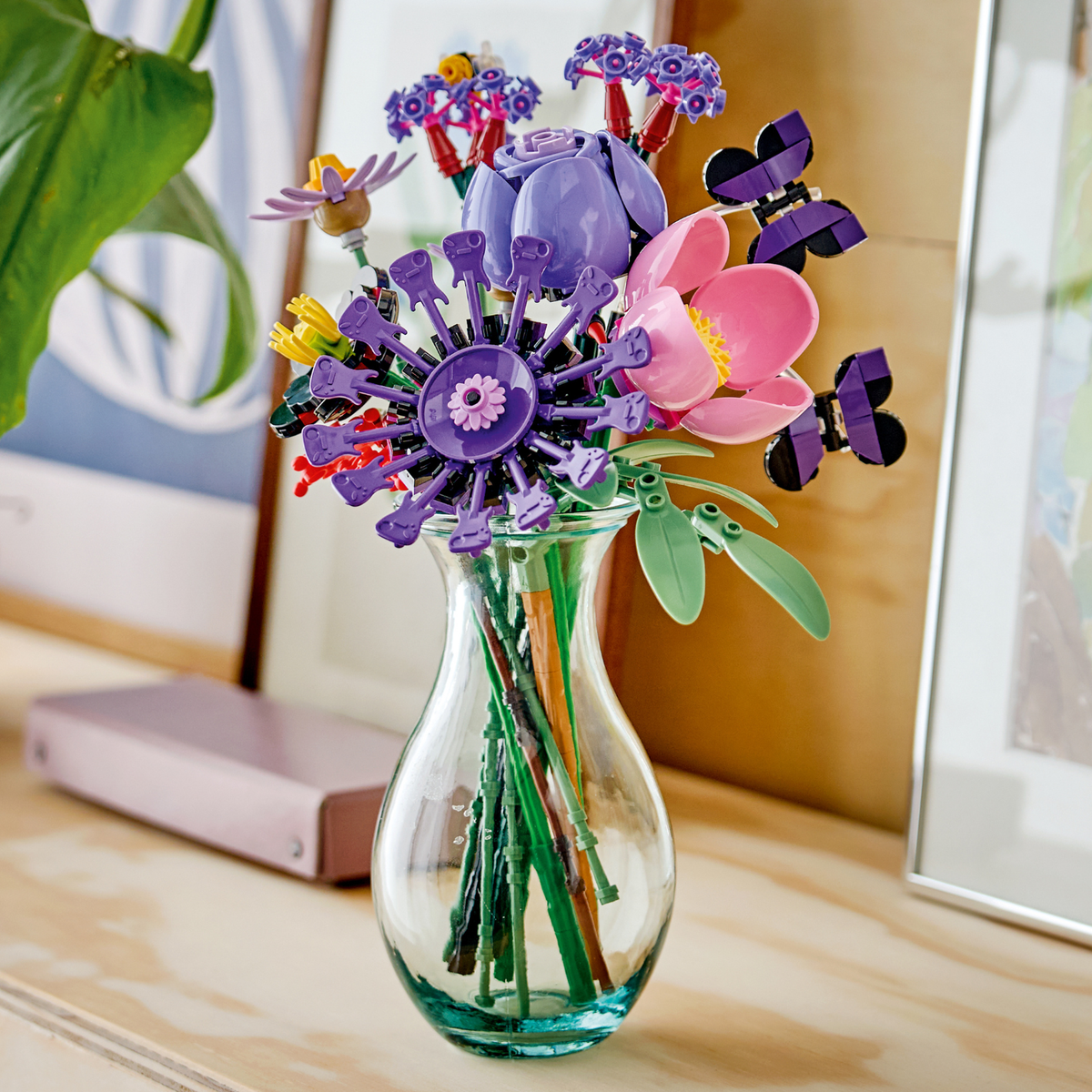 LEGO? Botanicals & LEGO? Editions Olivia Rodrigo's Flower Bouquet