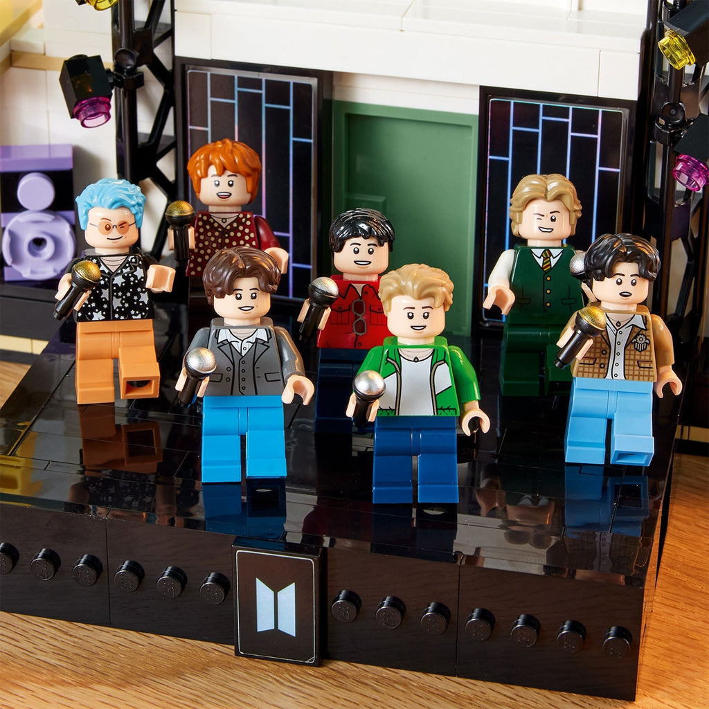 LEGO? Ideas BTS Dynamite