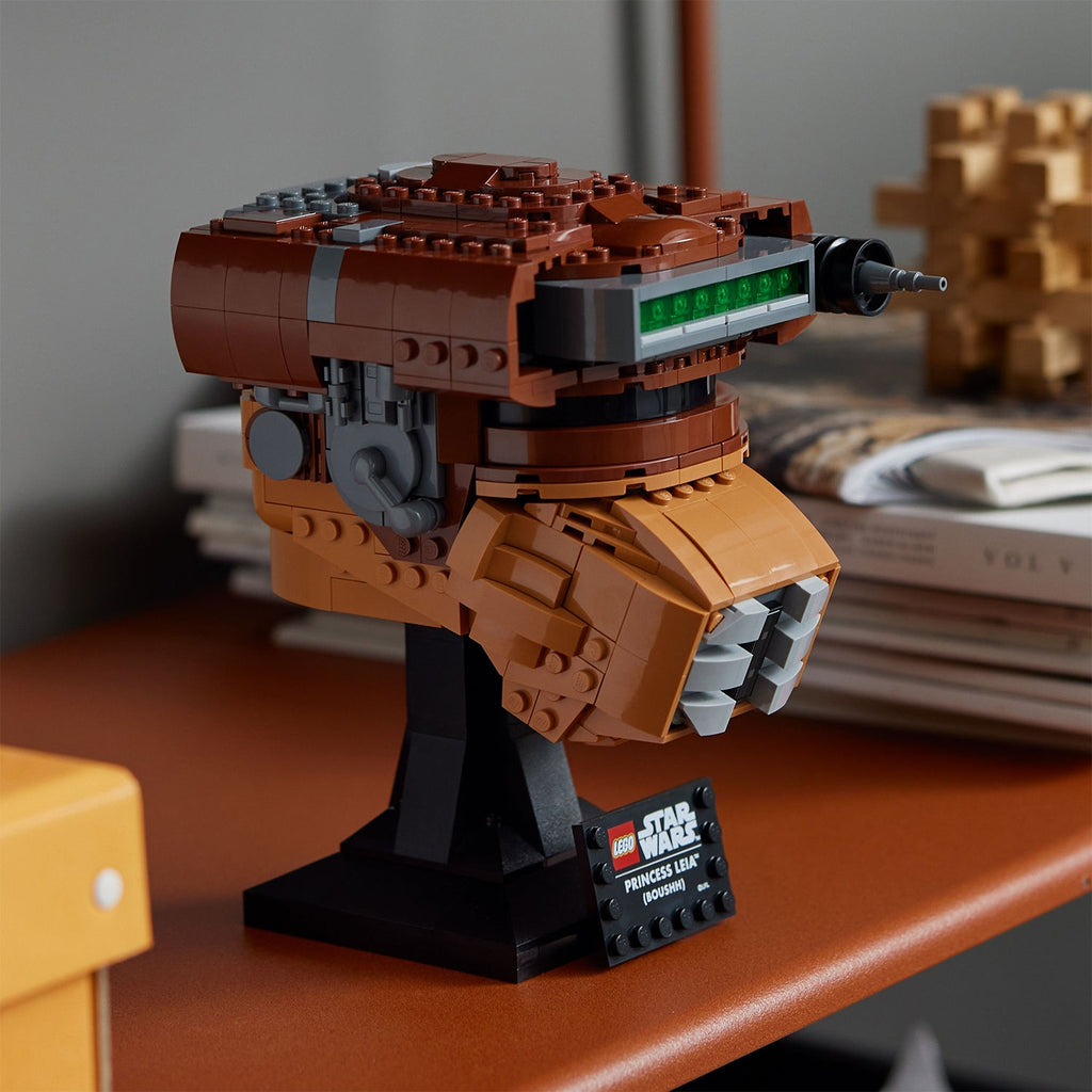 LEGO? Star Wars? Princess Leia? (Boushh?) Helmet