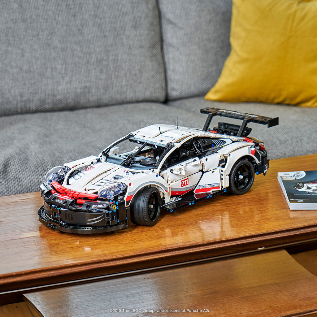 LEGO? Technic Porsche 911 RSR