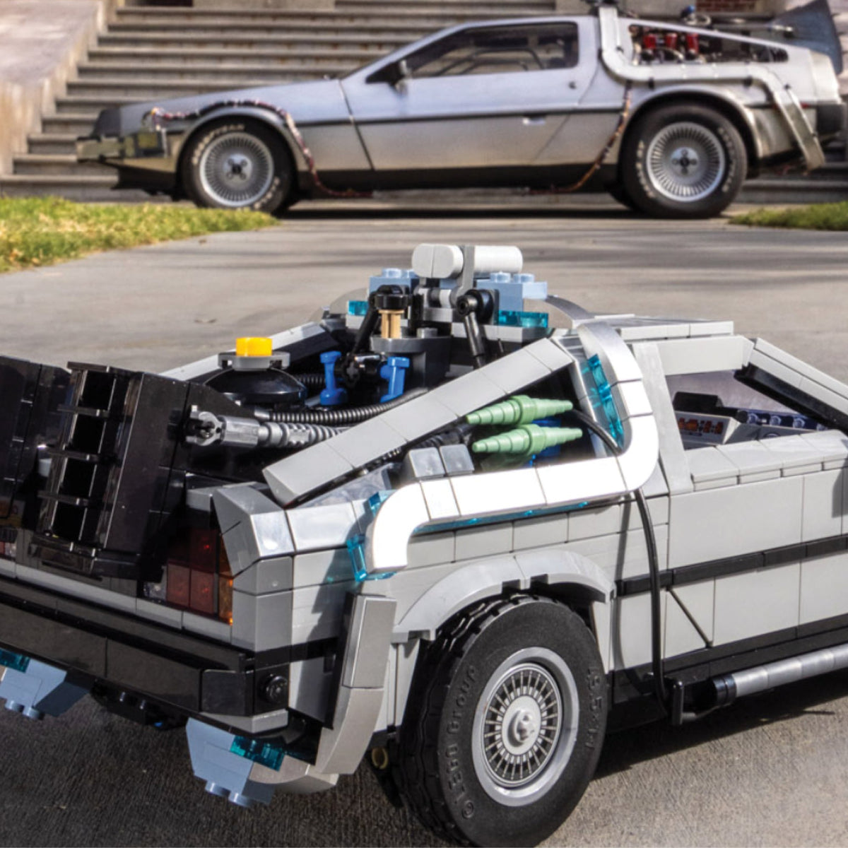 LEGO? Back to the Future Time Machine