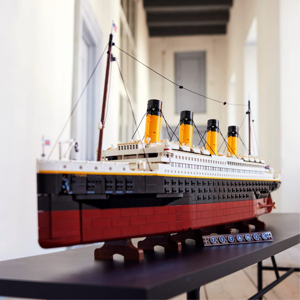 LEGO? Titanic