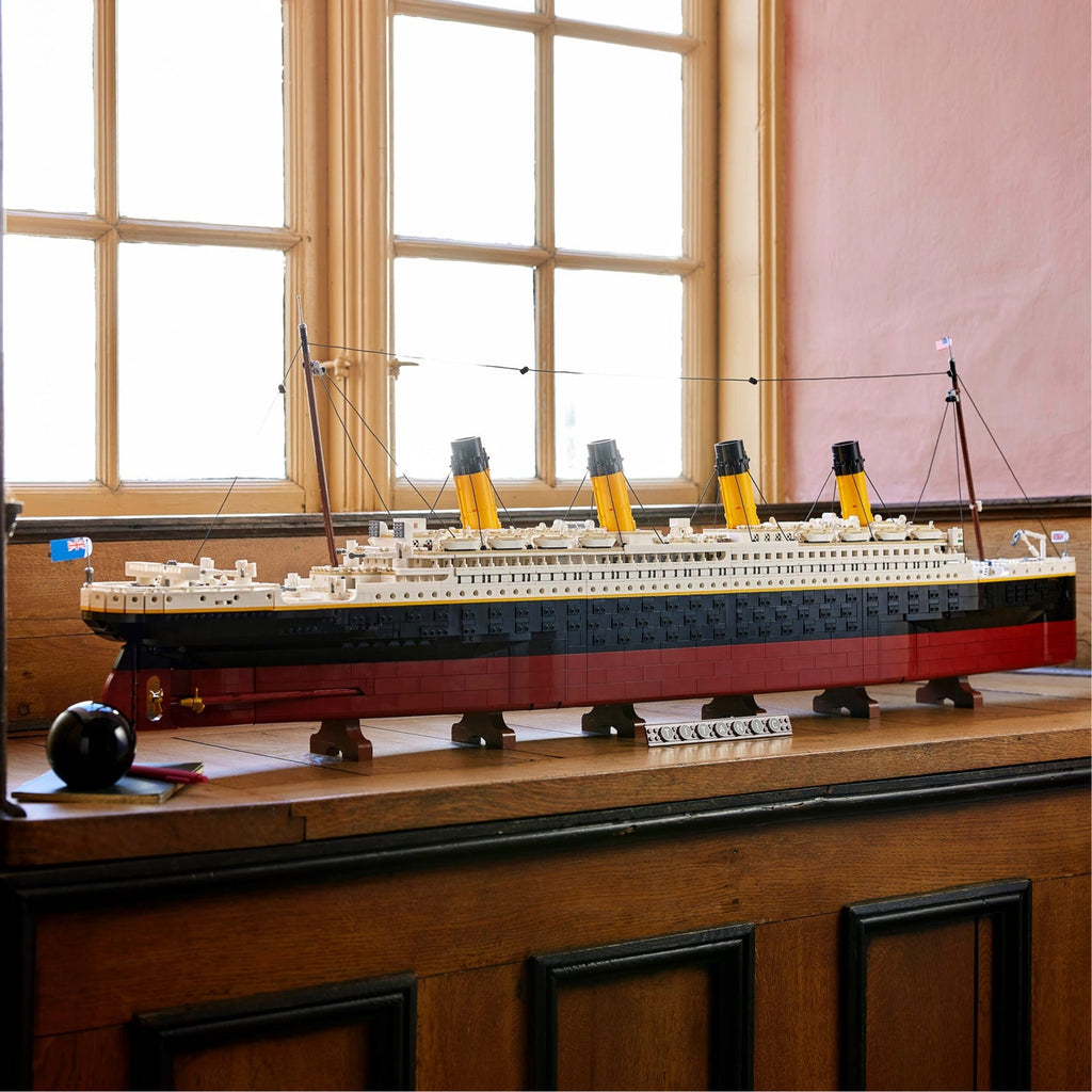 LEGO? Titanic