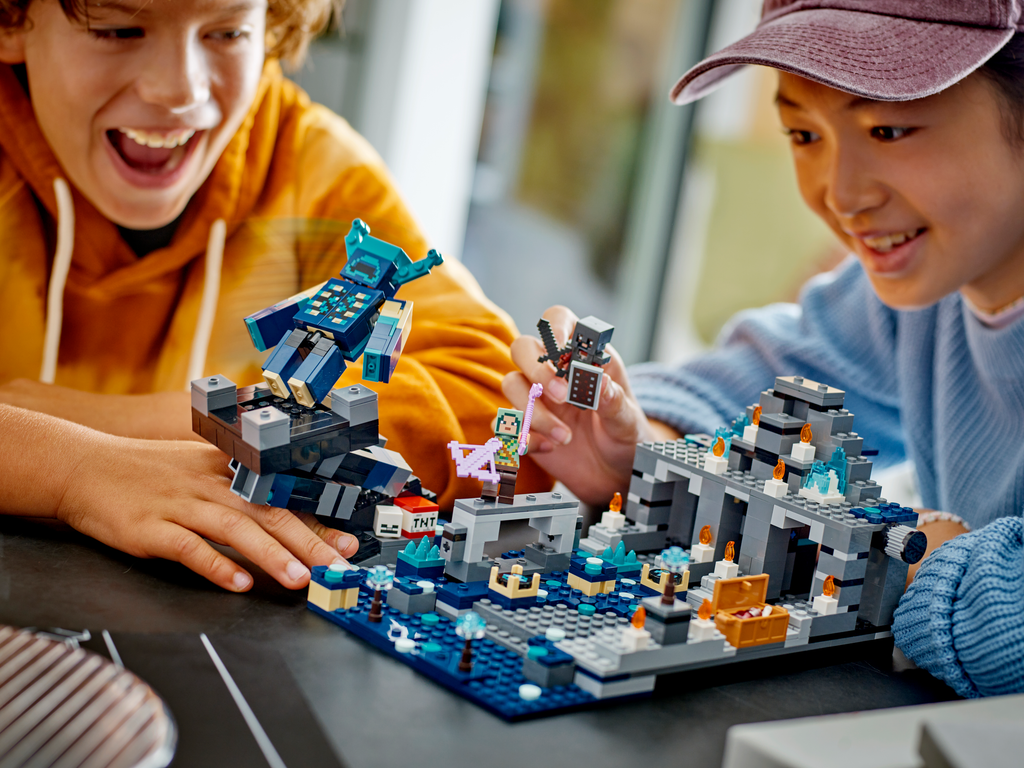 LEGO? Minecraft? The Deep Dark Battle