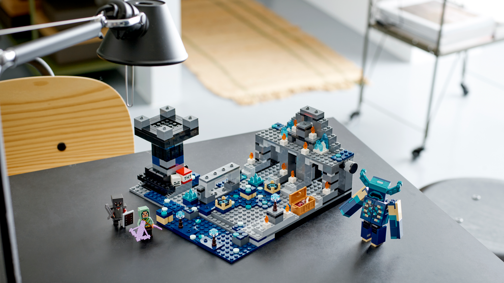 LEGO? Minecraft? The Deep Dark Battle