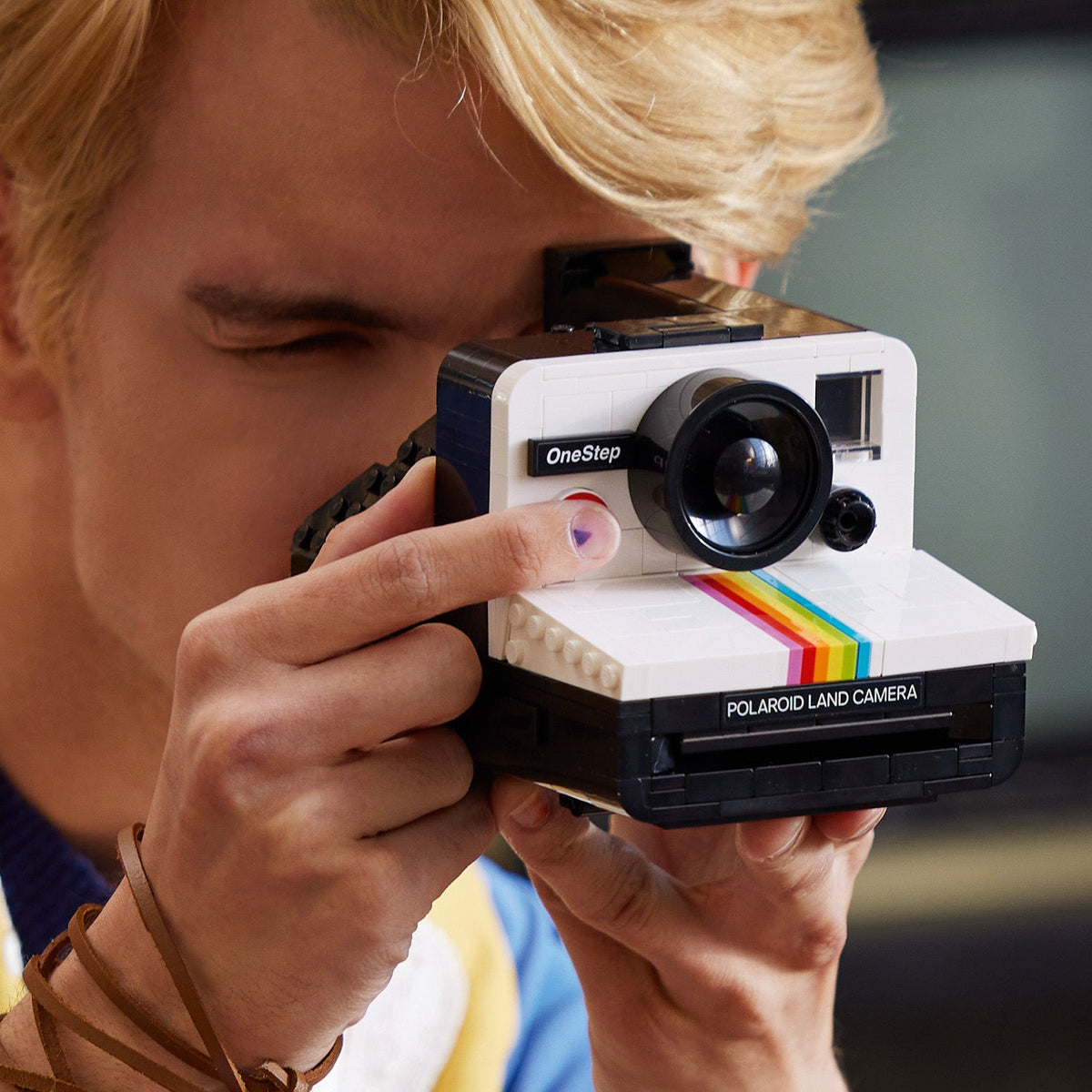 LEGO? Ideas Polaroid OneStep SX-70 Camera
