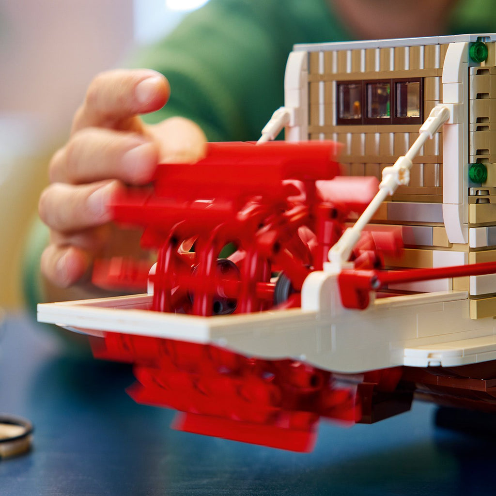 LEGO? Ideas River Steamboat