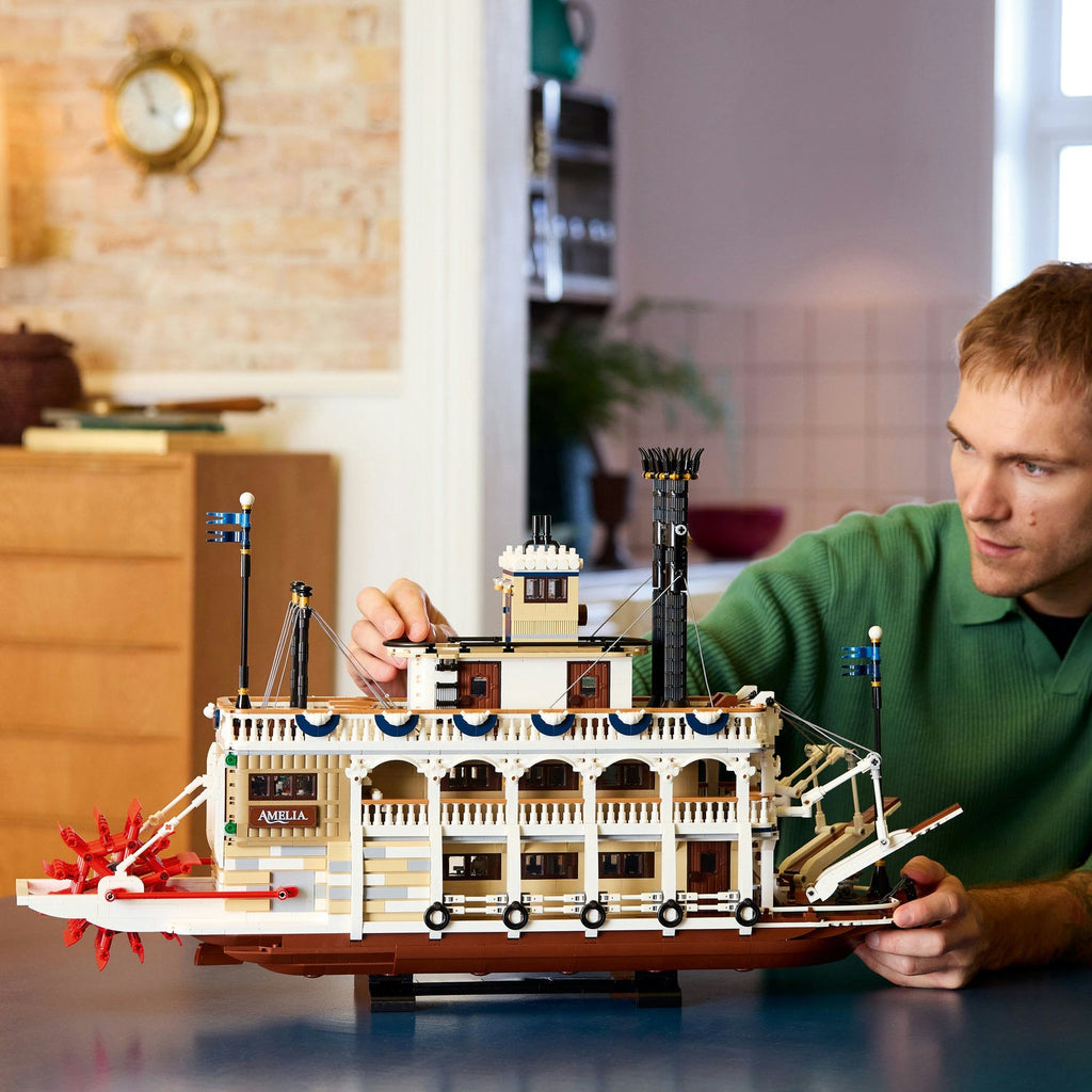 LEGO? Ideas River Steamboat