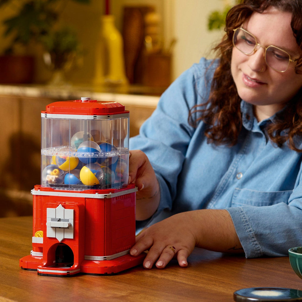 LEGO? Ideas Minifigure Vending Machine