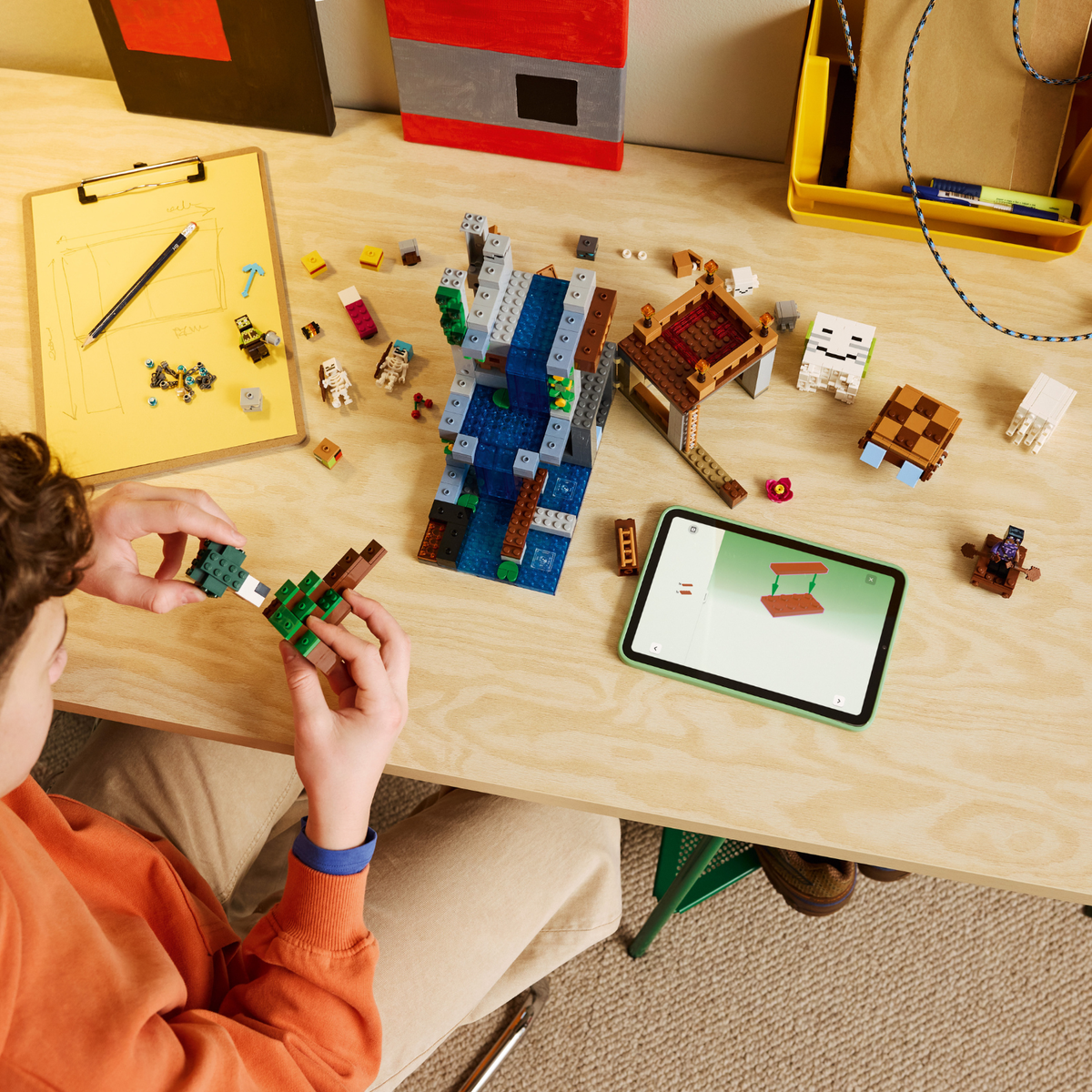 LEGO? Minecraft? Ghast Station