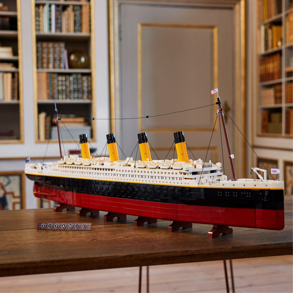 LEGO? Titanic