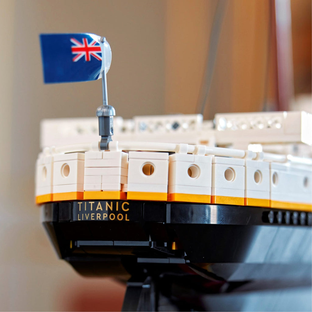 LEGO? Titanic