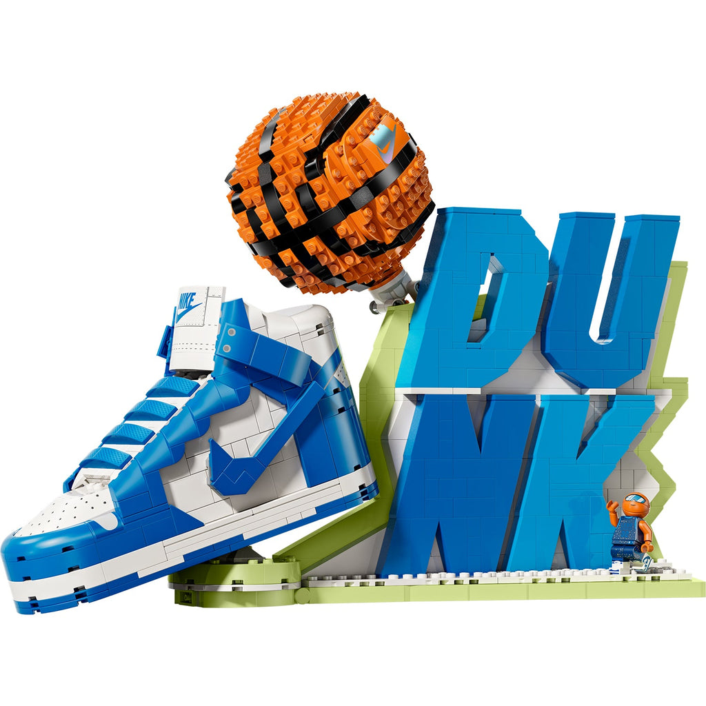 LEGO? Nike Dunk