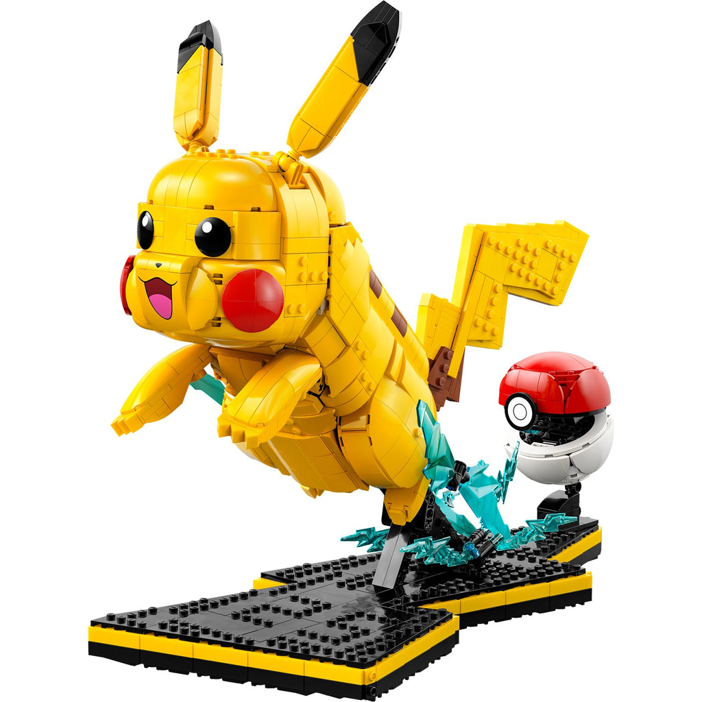 LEGO? Pok¨¦mon? Pikachu and Pok¨¦ Ball