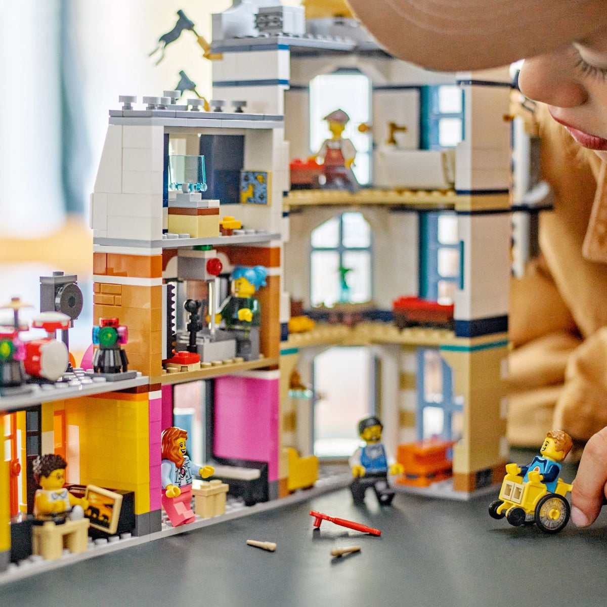 LEGO? Creator 3-in-1 Main Street