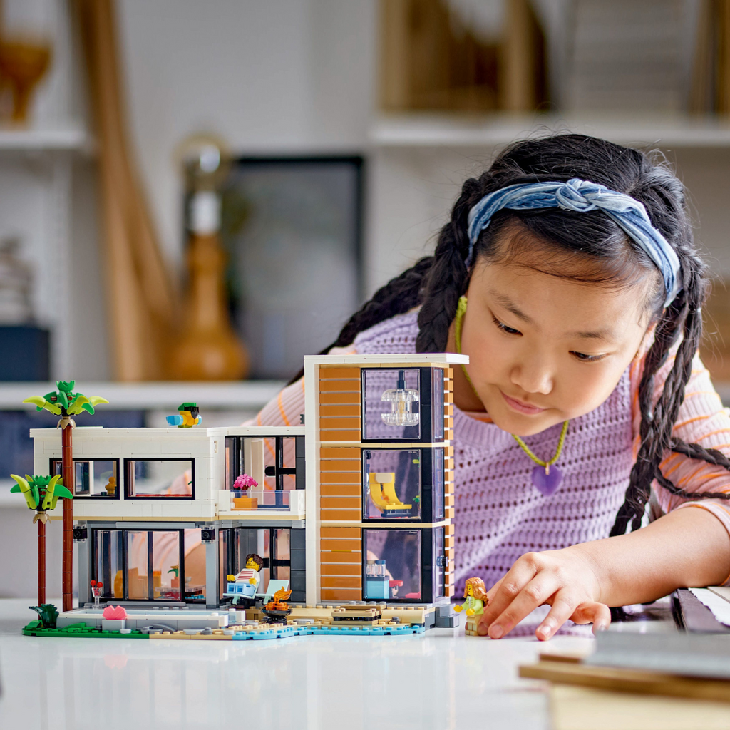 LEGO? Creator 3-in-1 Modern House