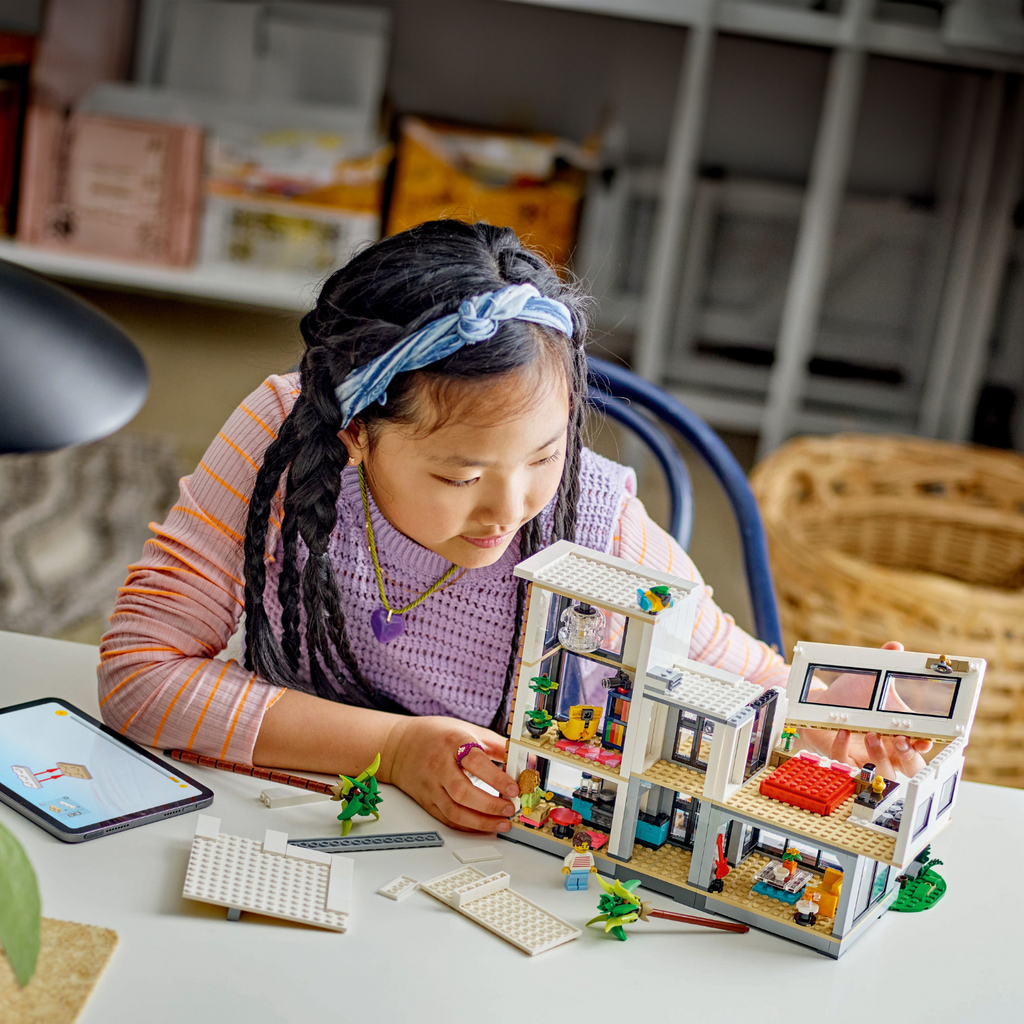 LEGO? Creator 3-in-1 Modern House
