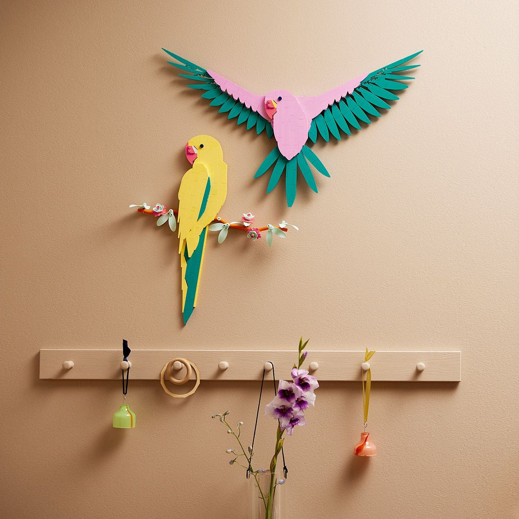 LEGO? Art The Fauna Collection ¨C Macaw Parrots