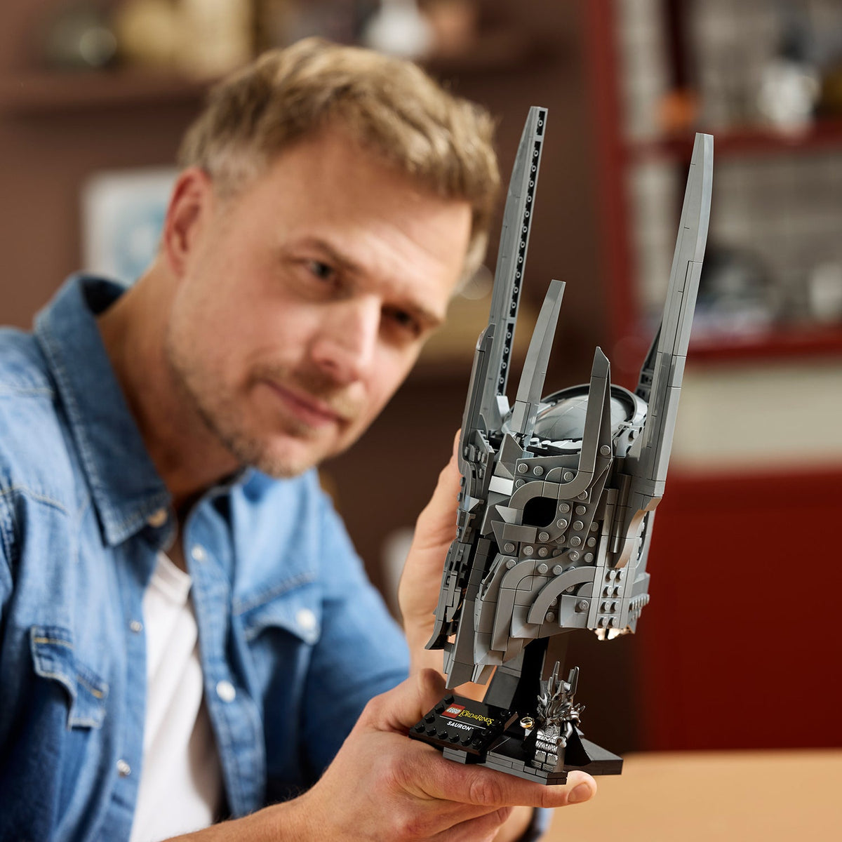 LEGO? Icons The Lord of the Rings: Sauron's Helmet