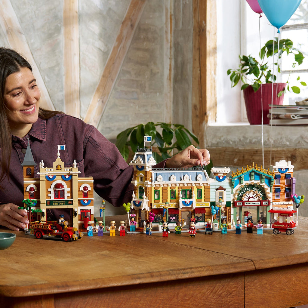 LEGO? | Disney Main Street, U.S.A.