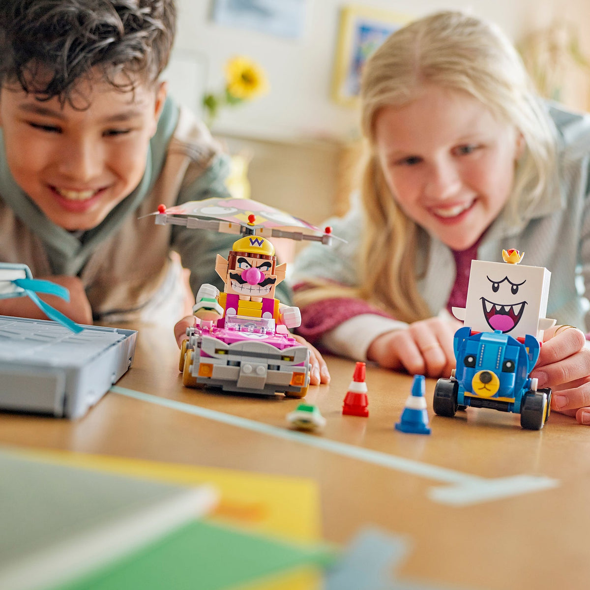 LEGO? Super Mario? Mario Kart? ÿ Wario & King Boo