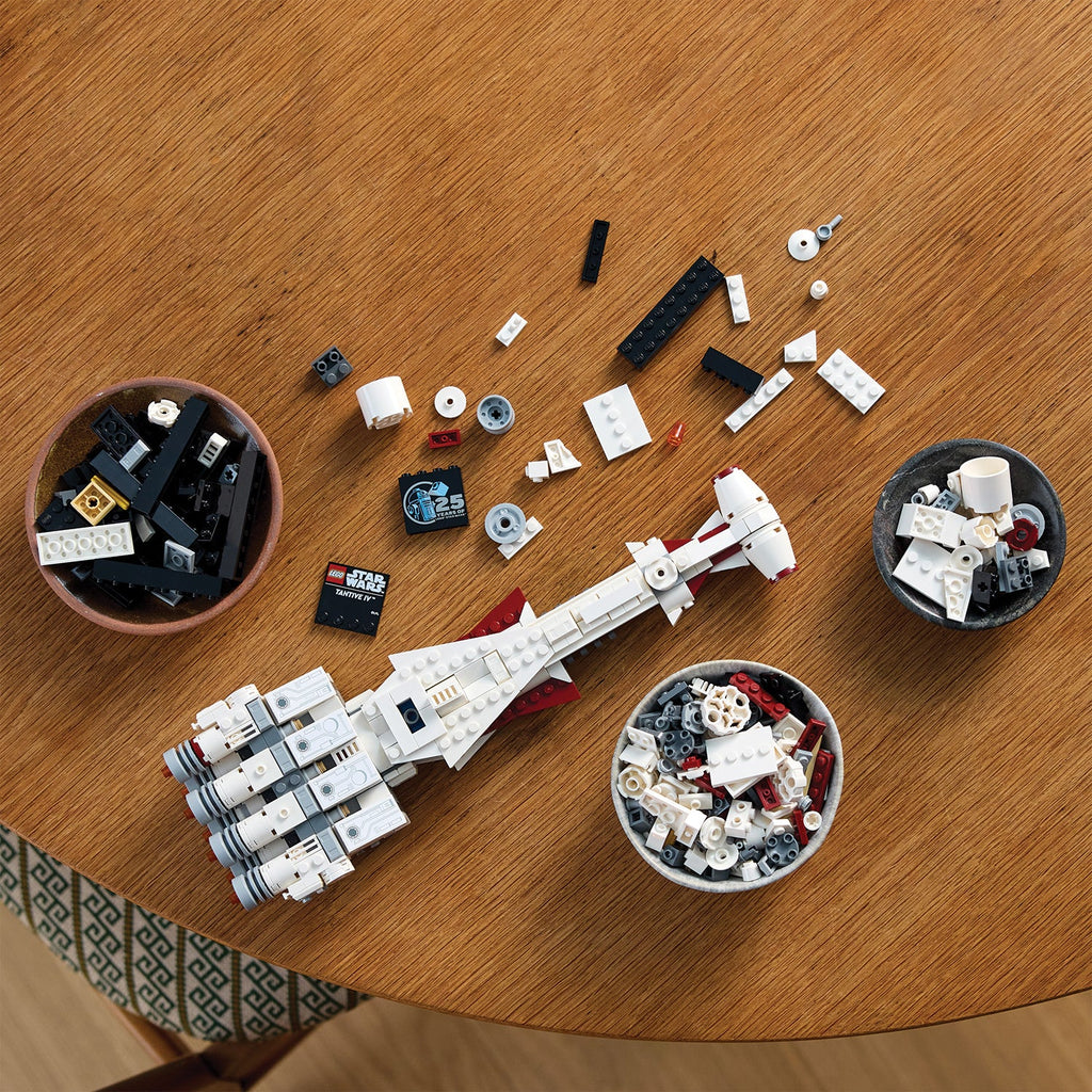 LEGO? Star Wars? Tantive IV?