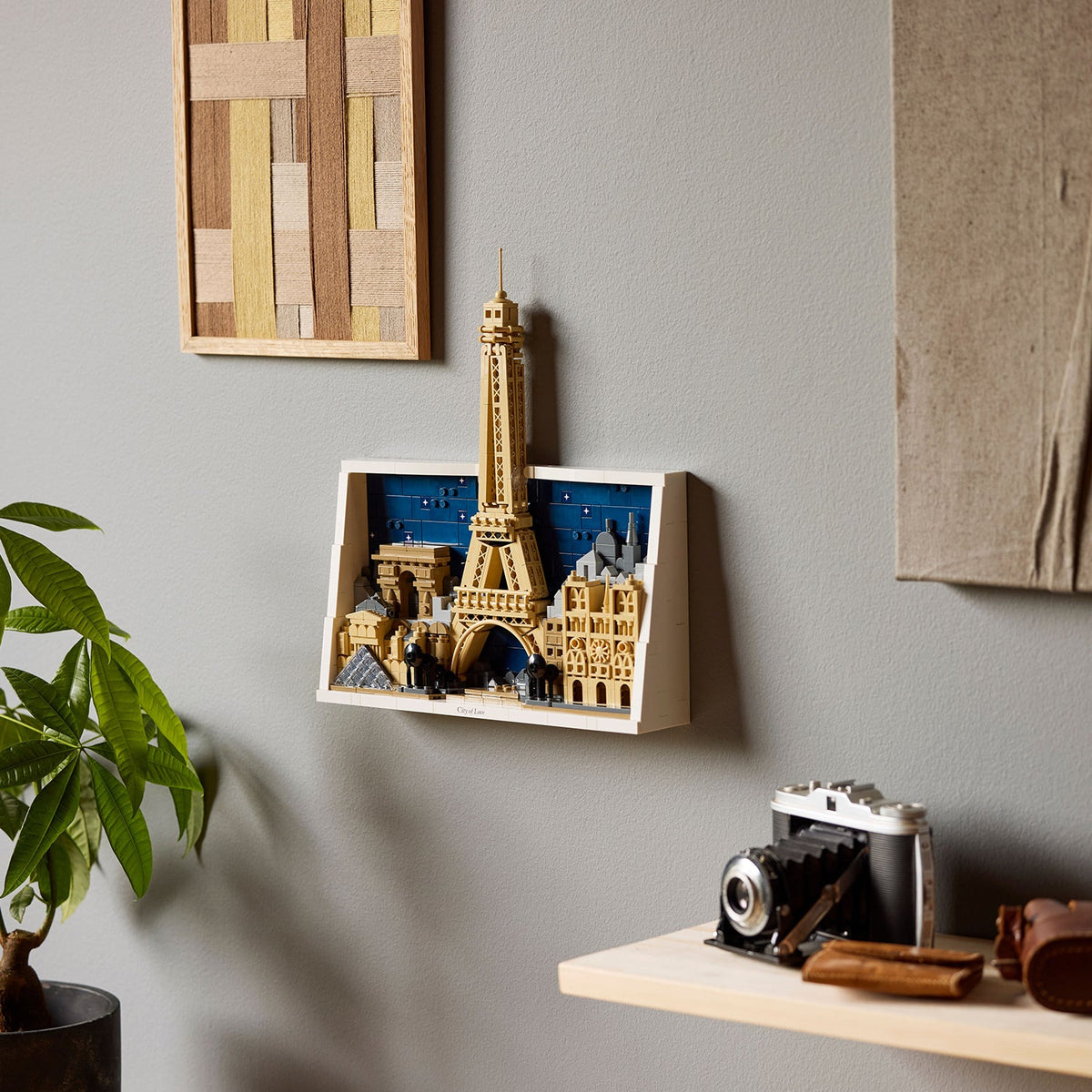 LEGO? Architecture Paris ¨C City of Love