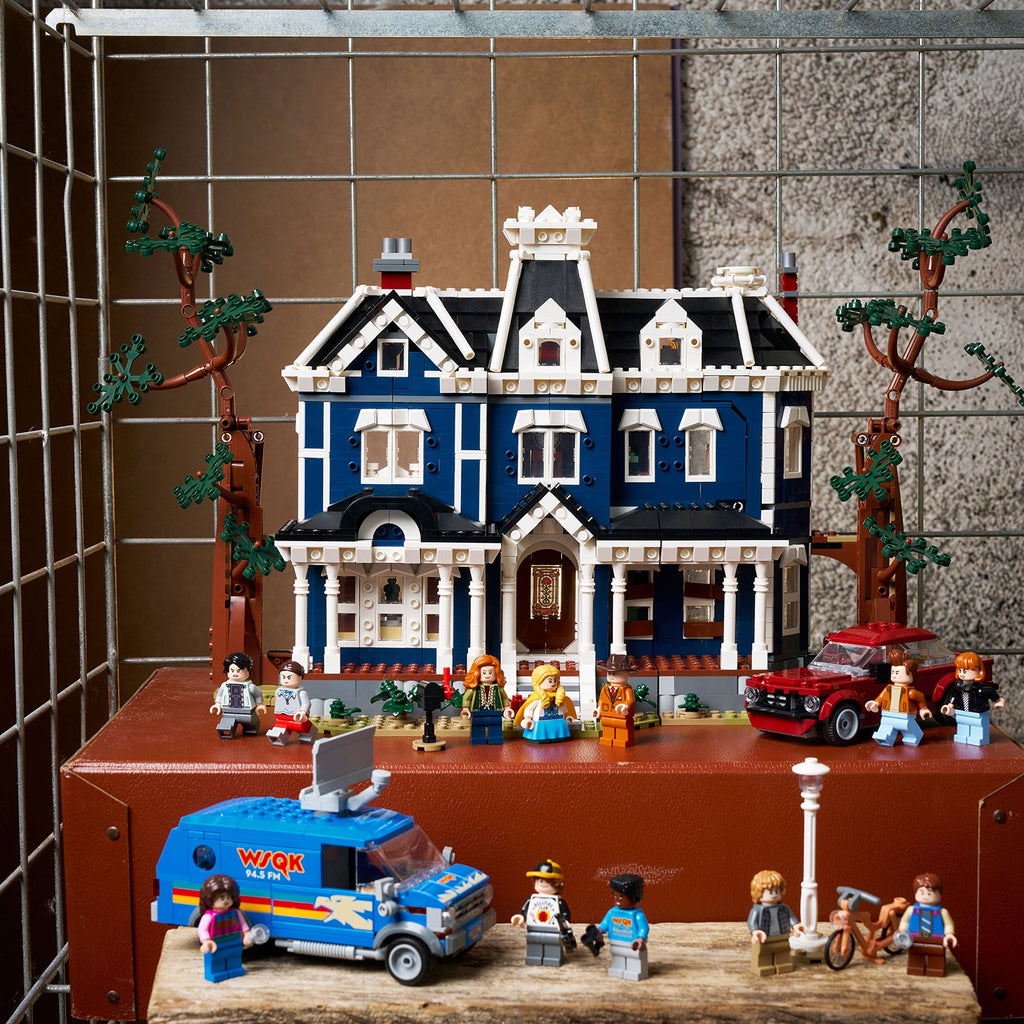 LEGO? Icons Stranger Things: The Creel House