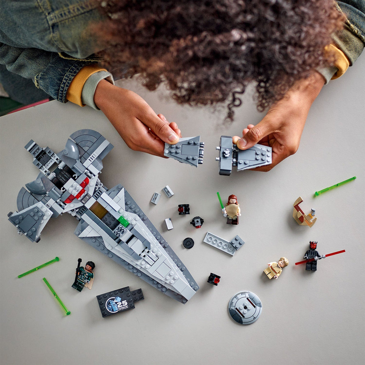 LEGO? Star Wars? Darth Mauls Sith Infiltrator?